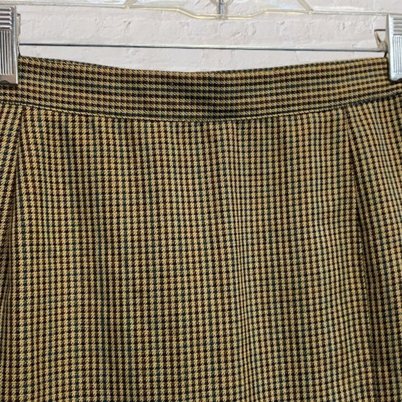 FUNDAMENTAL THINGS -- Mid-Lgth Skirt, Houndstooth, Beige/Green/Maroon, Back Zip - Picture 9 of 12